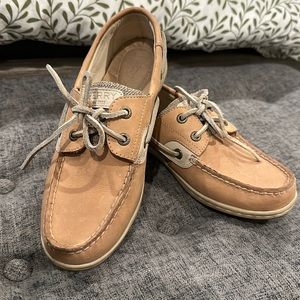 Sperry boat shoes